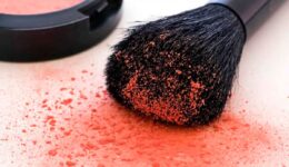 Higienização de pincéis e esponjas de maquiagem